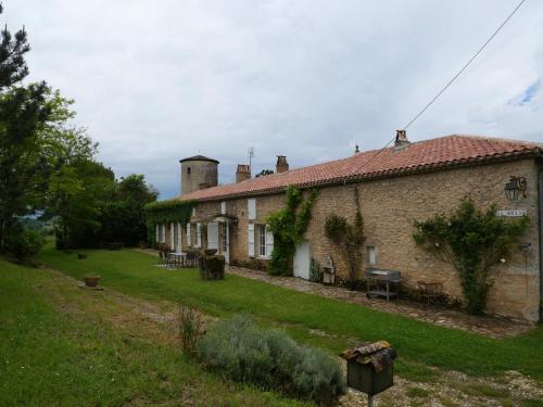 Saint-Pierre-de-Bat House | La maison de Maitre Meunier