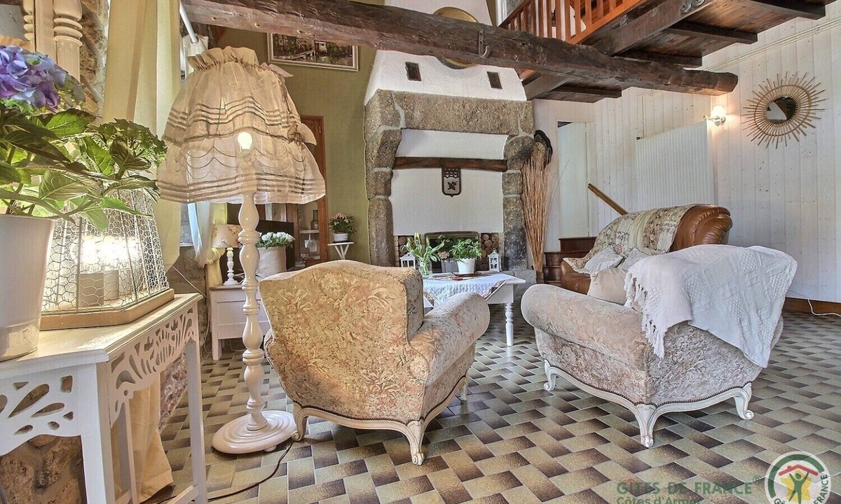 Saint-Barnabe House | La Maison de Jeanne - Saint Barnabe