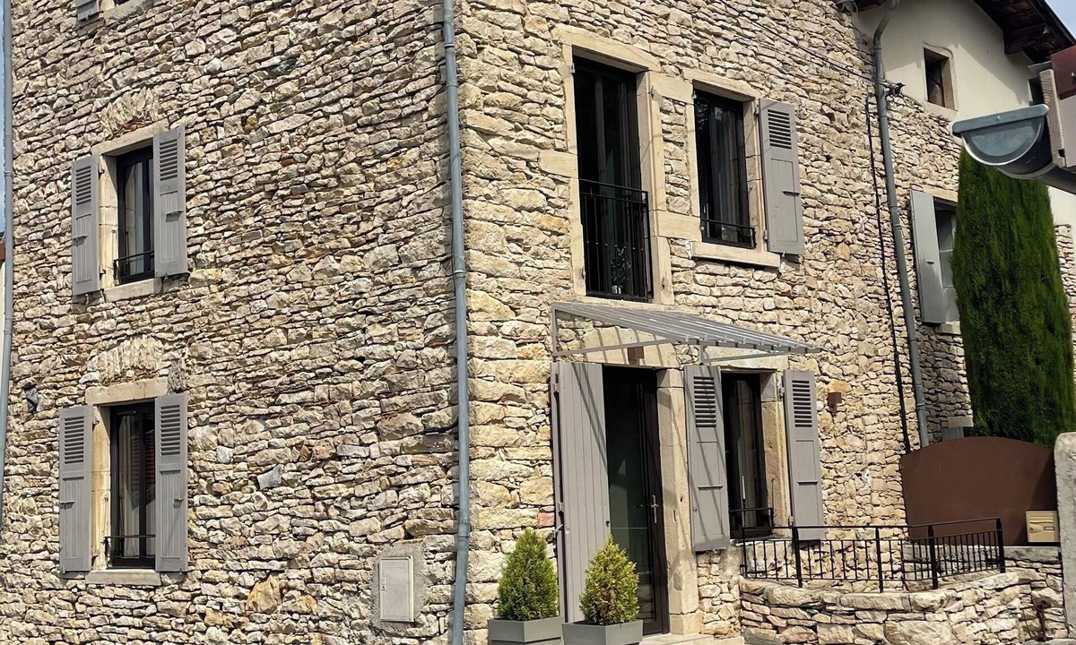 L'Isle-d'Abeau House | La Maison de Mounette