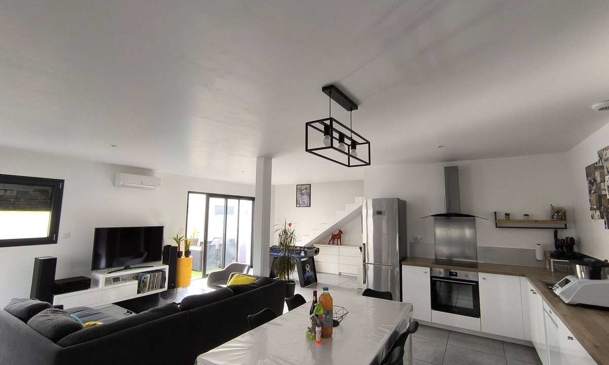 Vic-la-Gardiole House | La Maison de Tim