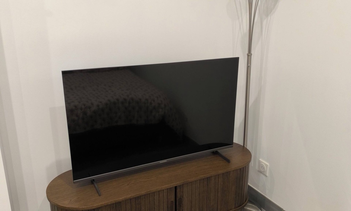 Montdidier Apartment | La maison de violette, studio for short-term rental.