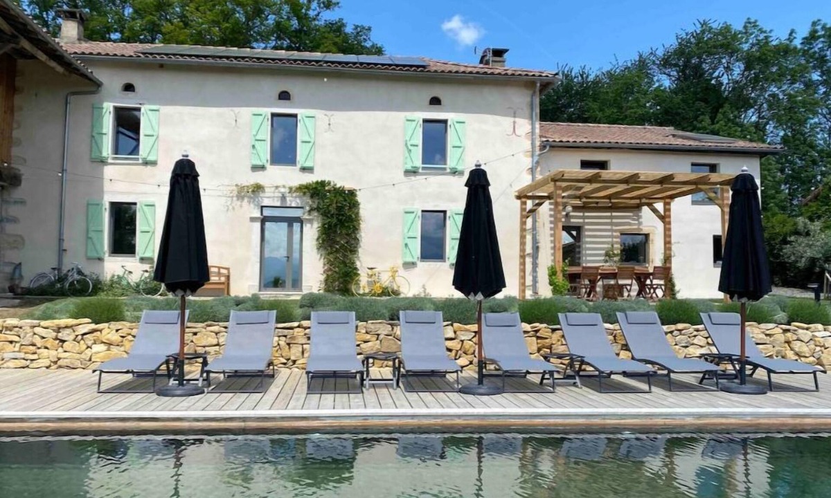 Sepx House | La Maison des 3 Chouettes; complete accommodation