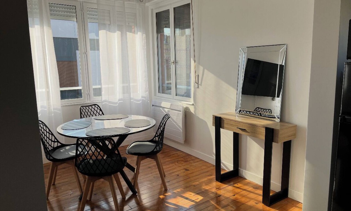 Malo-les-Bains Apartment | La maison des 4 vents 100m from the beach