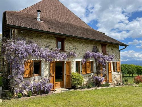 Morestel House | La maison des commis