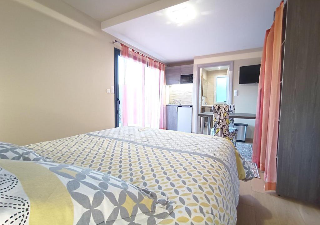 Cierrey Bed & Breakfast | La Maison des Douces' Eure