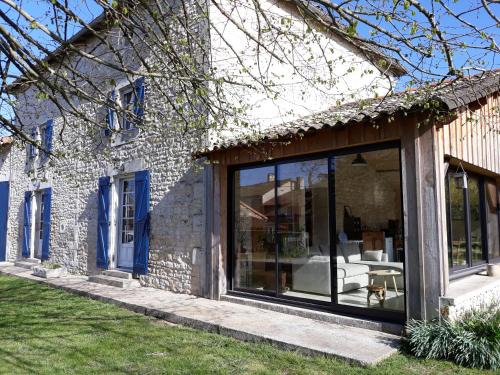 Blanzay Bed & Breakfast | La Maison des Escargots