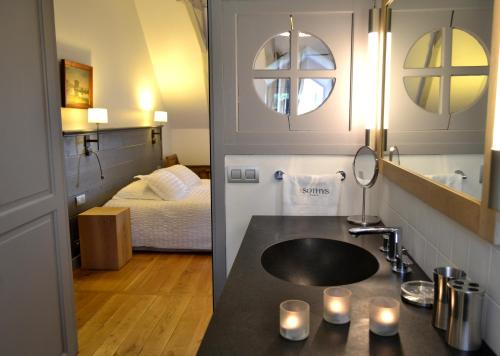 Auriac House | La Maison Des Jardins