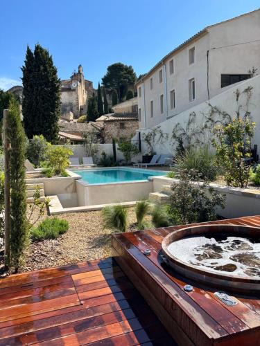 Gigondas Bed & Breakfast | La Maison des Jardins