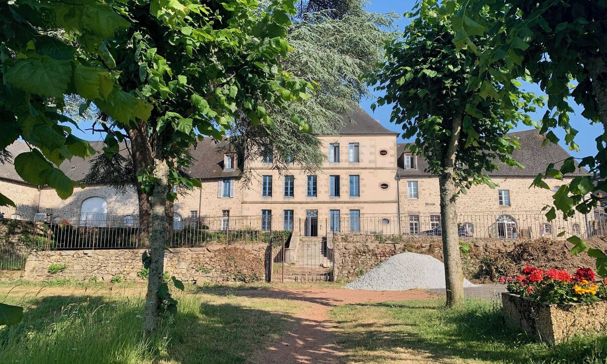 Benevent L Abbaye Bed & Breakfast | La Maison du Cèdre