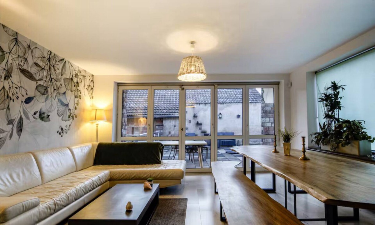Ettendorf House | La Maison du des Amis. 250m2