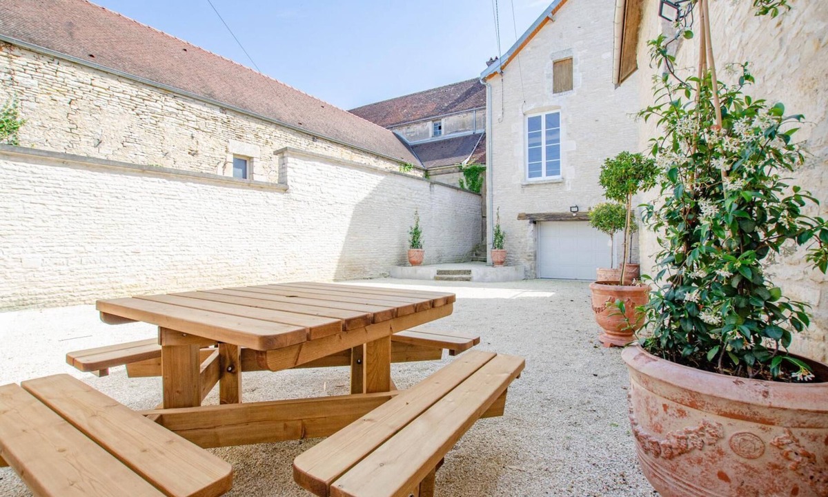 Les Riceys House | La Maison du Passeur