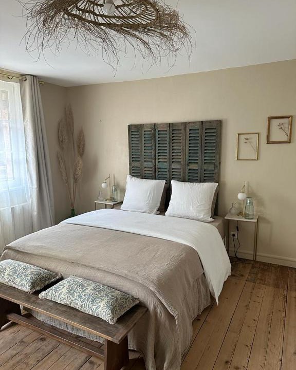 Enclos Bed & Breakfast | La maison du tripot