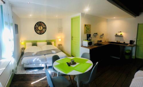 Damblain House | La maison du voyage