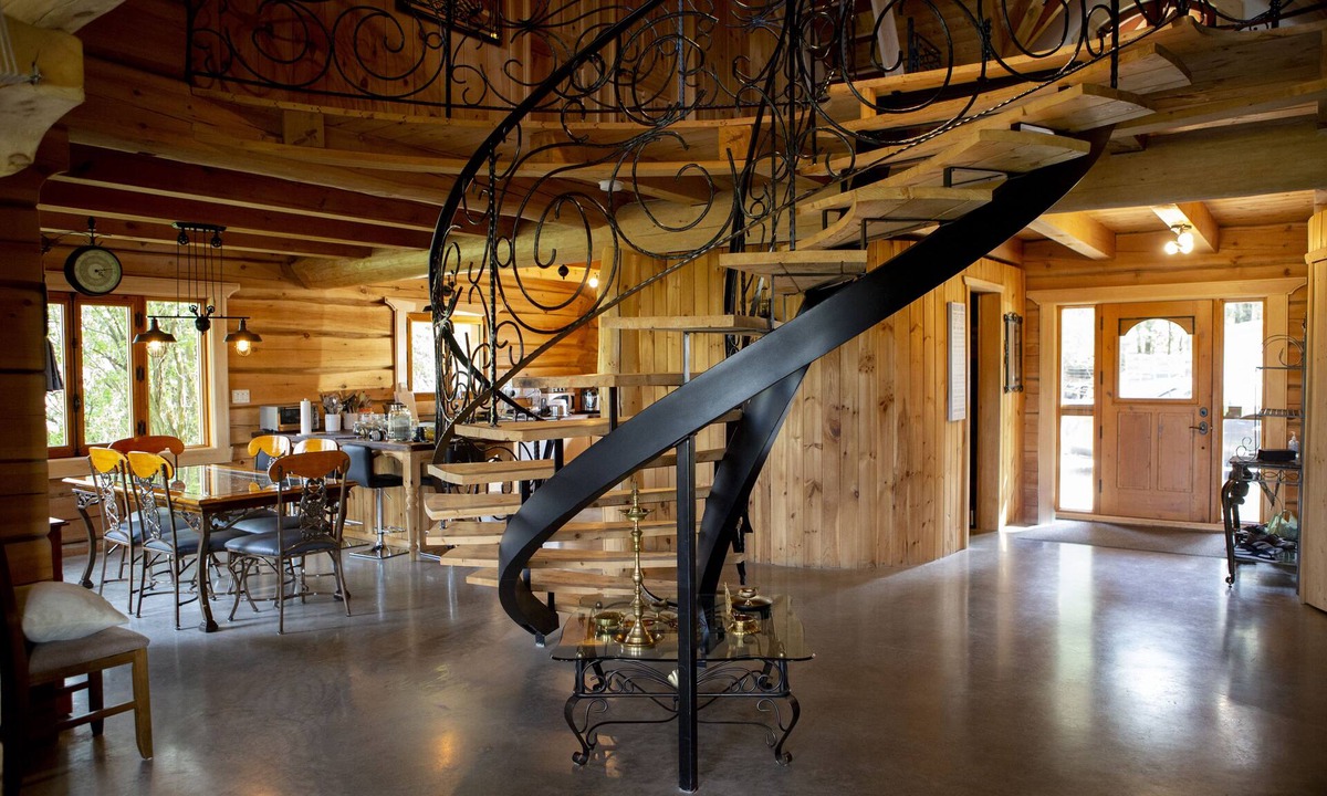 Sainte-Marie Cabin | La Maison en Bois Rond