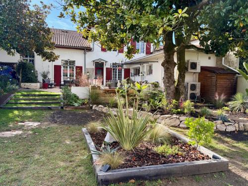 Mont-de-Marsan Bed & Breakfast | La Maison Florence