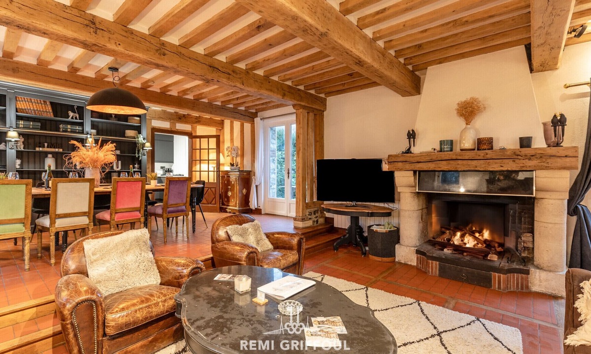 Barneville-la-Bertran Villa | La Maison de la Corniche – Enjoy an Authentic Stay in Normandy - 8 Pax