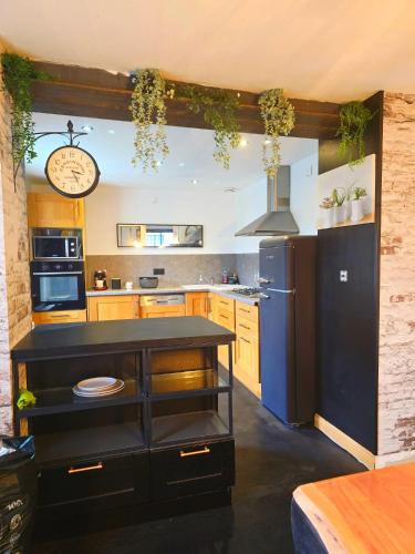 La Mailleraye-sur-Seine House | La Maison du bord de Seine