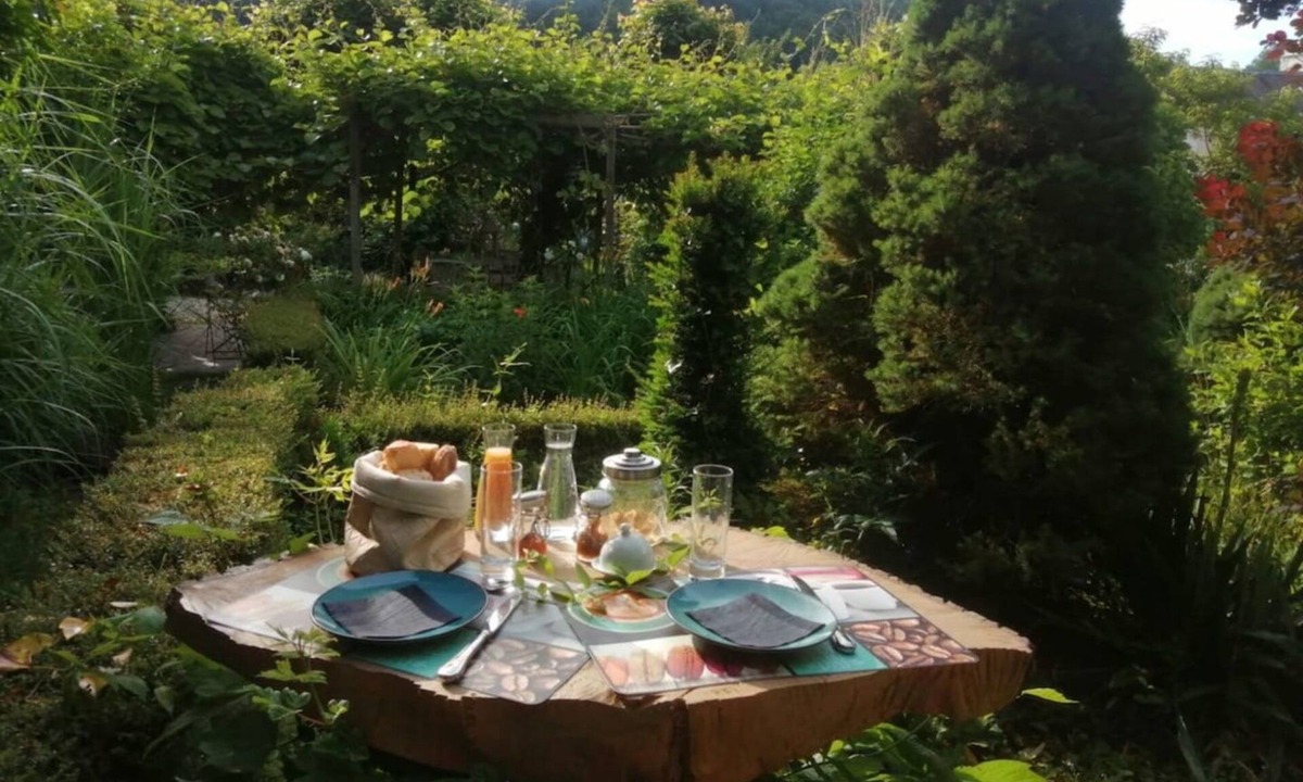 Saint-Denis-les-Martel Hotel | La maison O kiwis