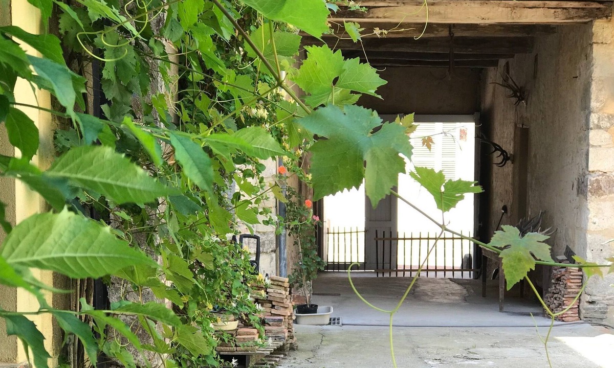 Saint-Fargeau Bed & Breakfast | La Maison Jeanne D'arc