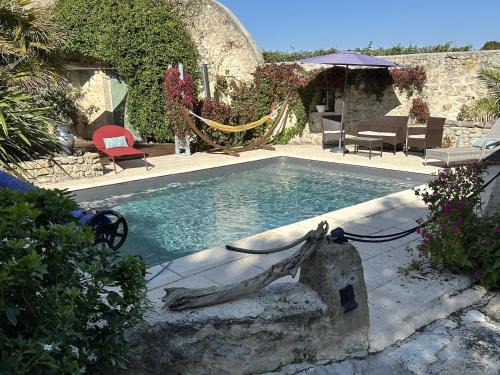 Saint-Estephe House | LA MAISON JEROBOAM
