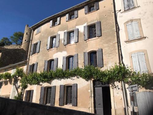 Menerbes Bed & Breakfast | La Maison Joly