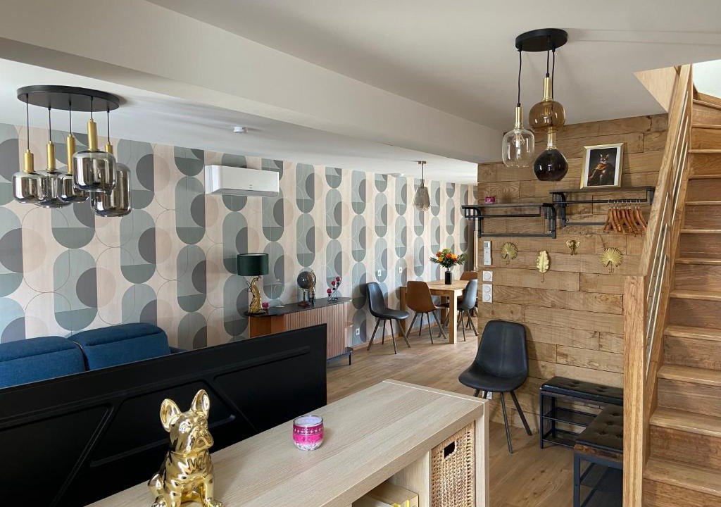 Chateauroux House | La maison Mousseaux, Centre ville 2 chambres