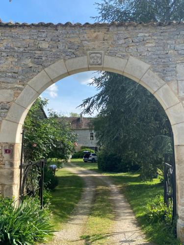 Champagne-le-Sec House | La Maison Noble