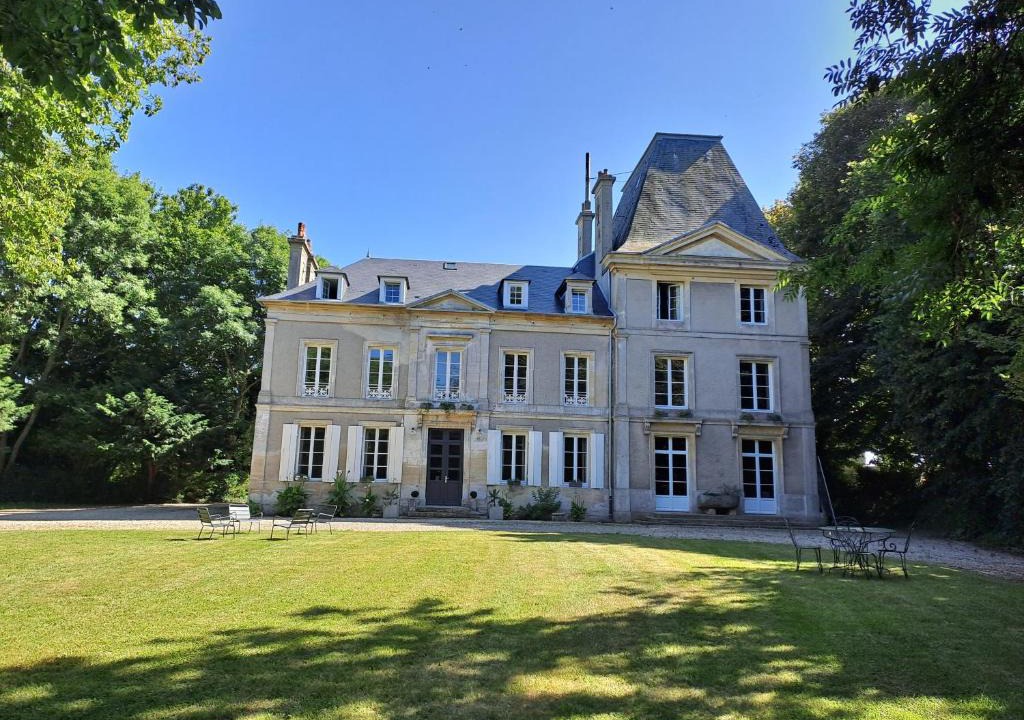 Bernieres-sur-Mer Bed & Breakfast | La Maison Pelloquin