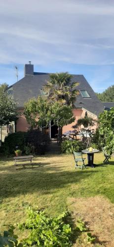 Hauteville-sur-Mer House | La Maison Rose - avec grand jardin clos à 300m de la mer