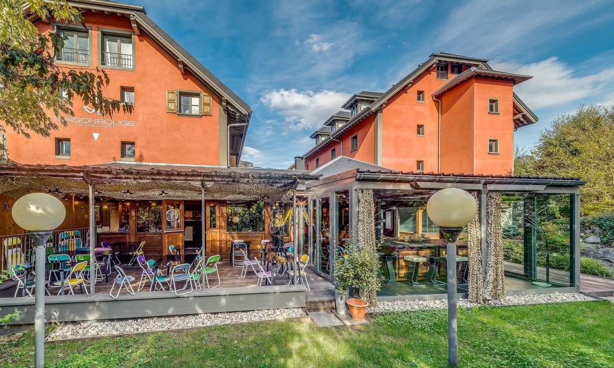 Barberaz Hotel | La Maison Rouge 3*
