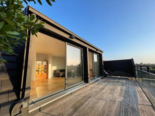 Steenwerck Apartment | La Maison Rouge