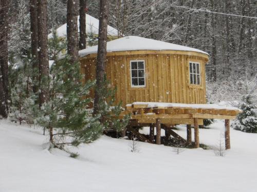 Saint-Roch-de-Mekinac Other | La Maison sous les arbres