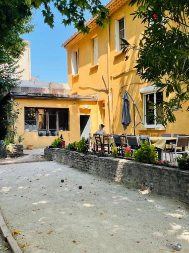 Besseges House | La Maison TILIA