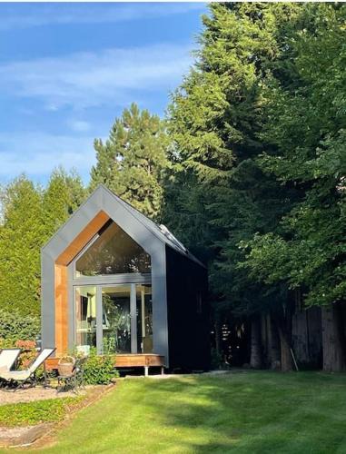 Baccarat Ski Chalet | LA MAISON UGOLIN Tiny House and INÈS