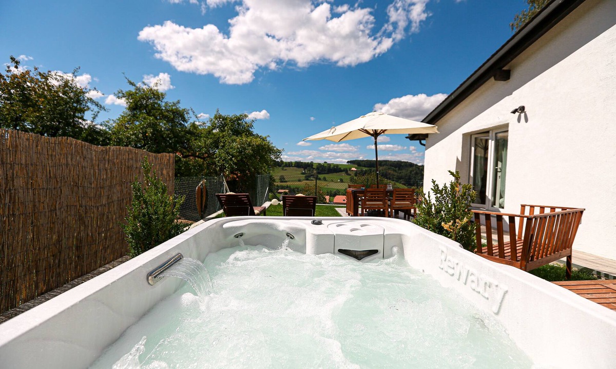 Siviriez Cottage | La Maisonnette Enchantée