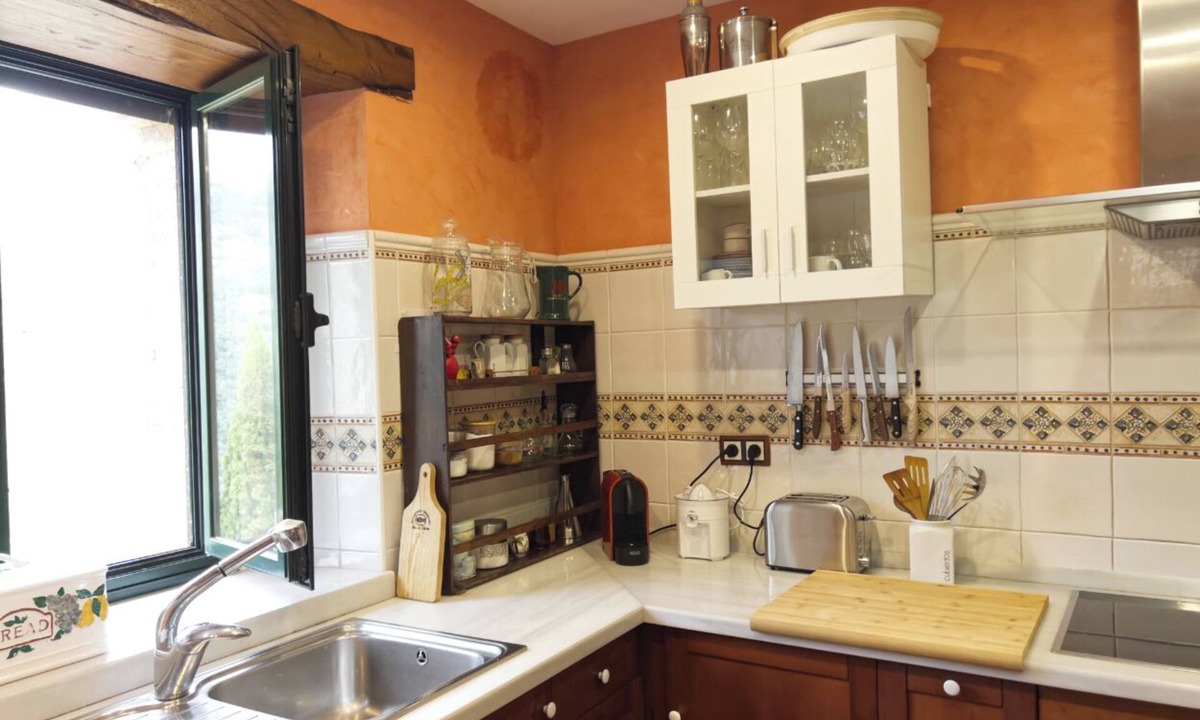 Fuentes de Penacorada House | La Majada II House. C.R. for children Located in the foothills of the Picos de Europa.