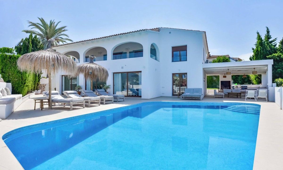 Urbanitzacio la Fustera Villa | La Mar - By Almarina Villas
