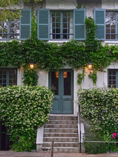 Asnieres-sur-Seine Villa | La Marantianne, a charming villa near Paris