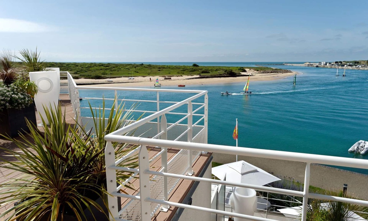 Barneville-Carteret Hotel | La Marine