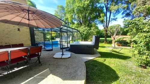 Rocheserviere House | La Minoterie Pause Zen, Spa & Piscine privés 12 personnes