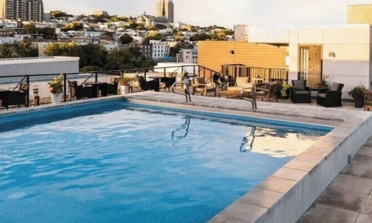 Saint-Roch Condo | La Montmorency | Parking | BBQ and pool | AC