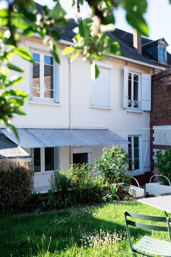 Eu House | La Montpensier - maison dans le centre ville d'Eu