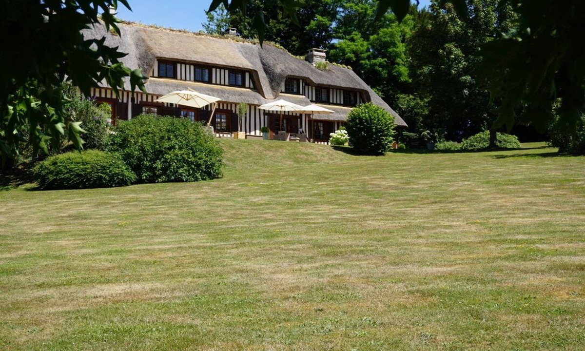Manerbe Cottage | La Moutinière 5*, luxurious Norman house with swimming pool, 25mn from Deauville