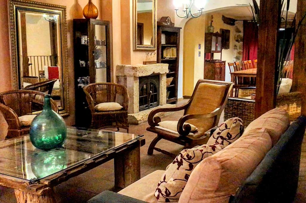 Romancos House | La Noguera de Socasa