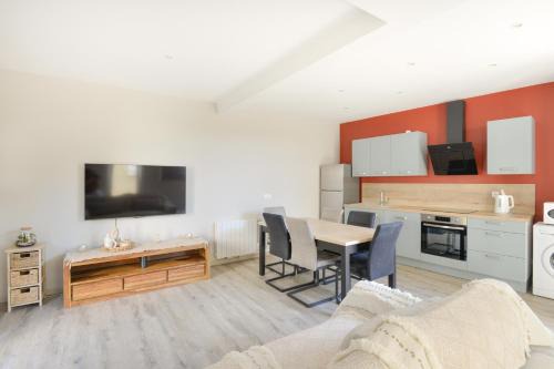 Langrune-sur-Mer House | La Normande - Belle maison à 200m de la plage