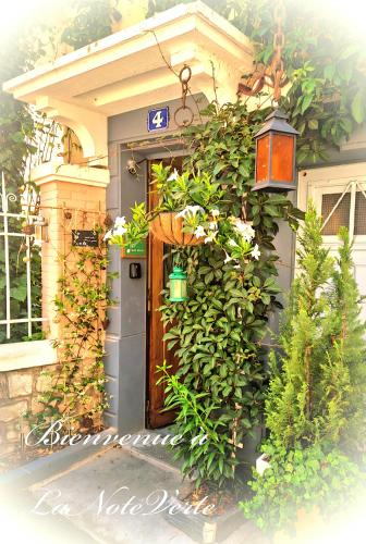 Foix Apartment | La Note Verte - Parking gratuit devant l'entrée