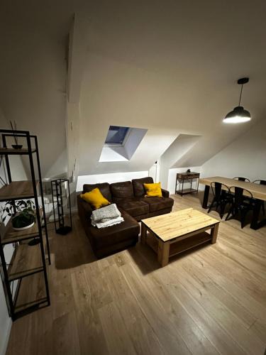 Ruille-en-Champagne Apartment | La nouvelle école