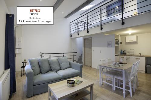 Thionville Apartment | La Nuit Etoilée