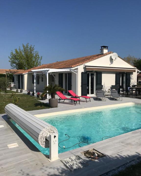 Saint-Sulpice-et-Cameyrac Bed & Breakfast | La Pépinière