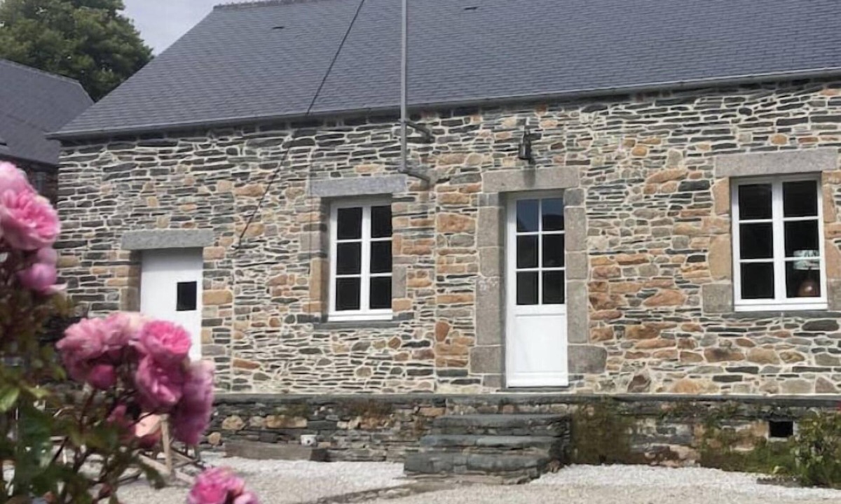 Surtainville House | La P'tite Ferme